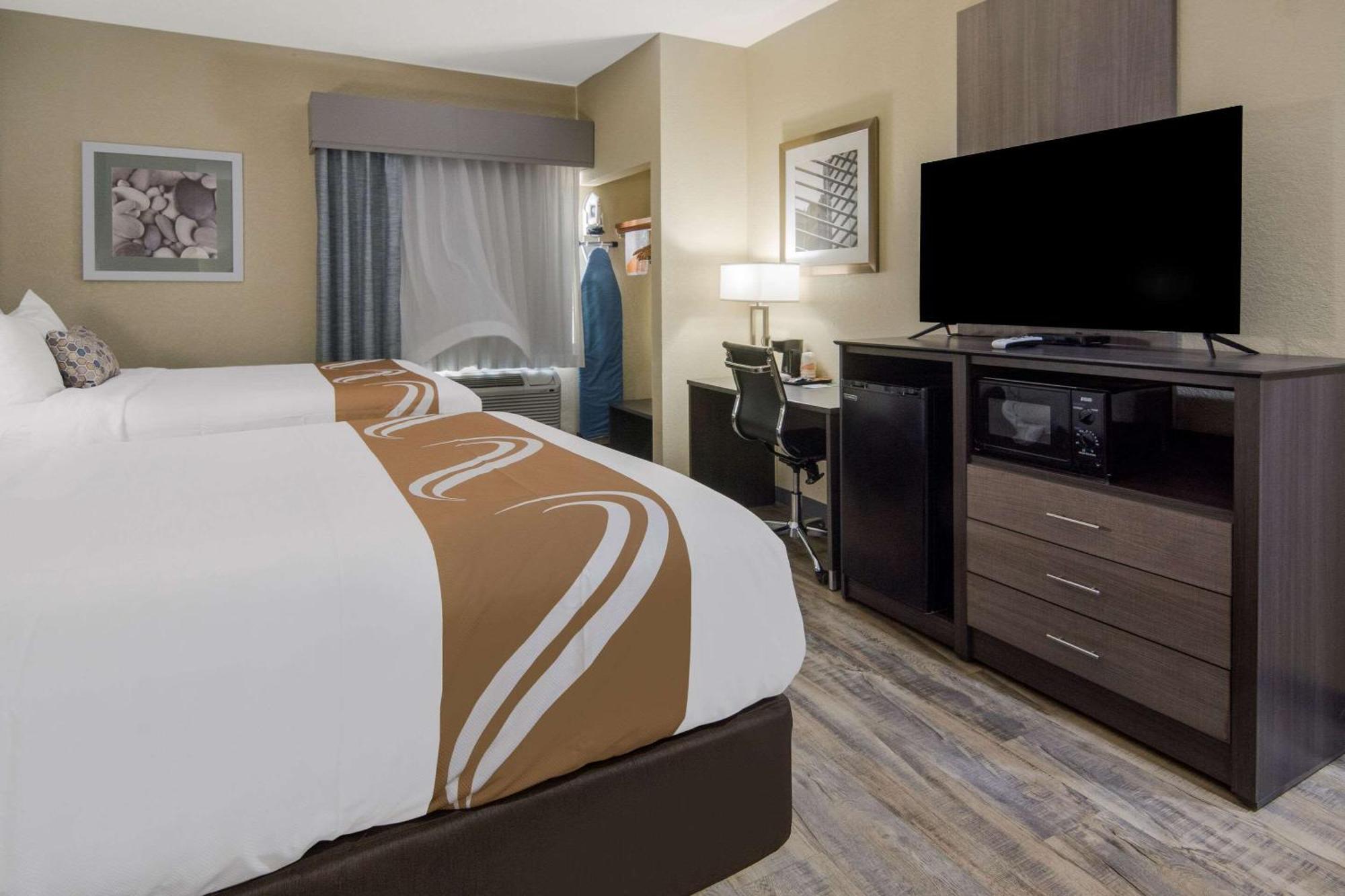Quality Inn & Suites Roanoke - Fort Worth North Exterior foto